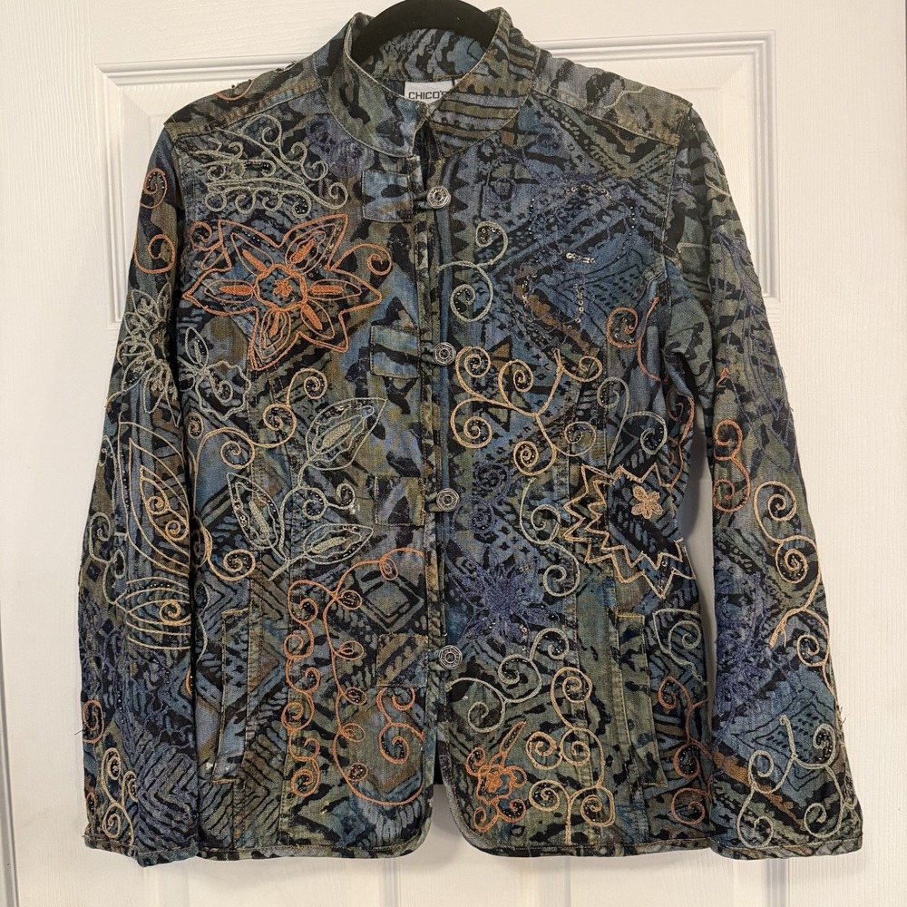 Chicos Denim Jacket‎ Sz 1 (US 8) Embellished Embroidered Sequins Beads Mandarin